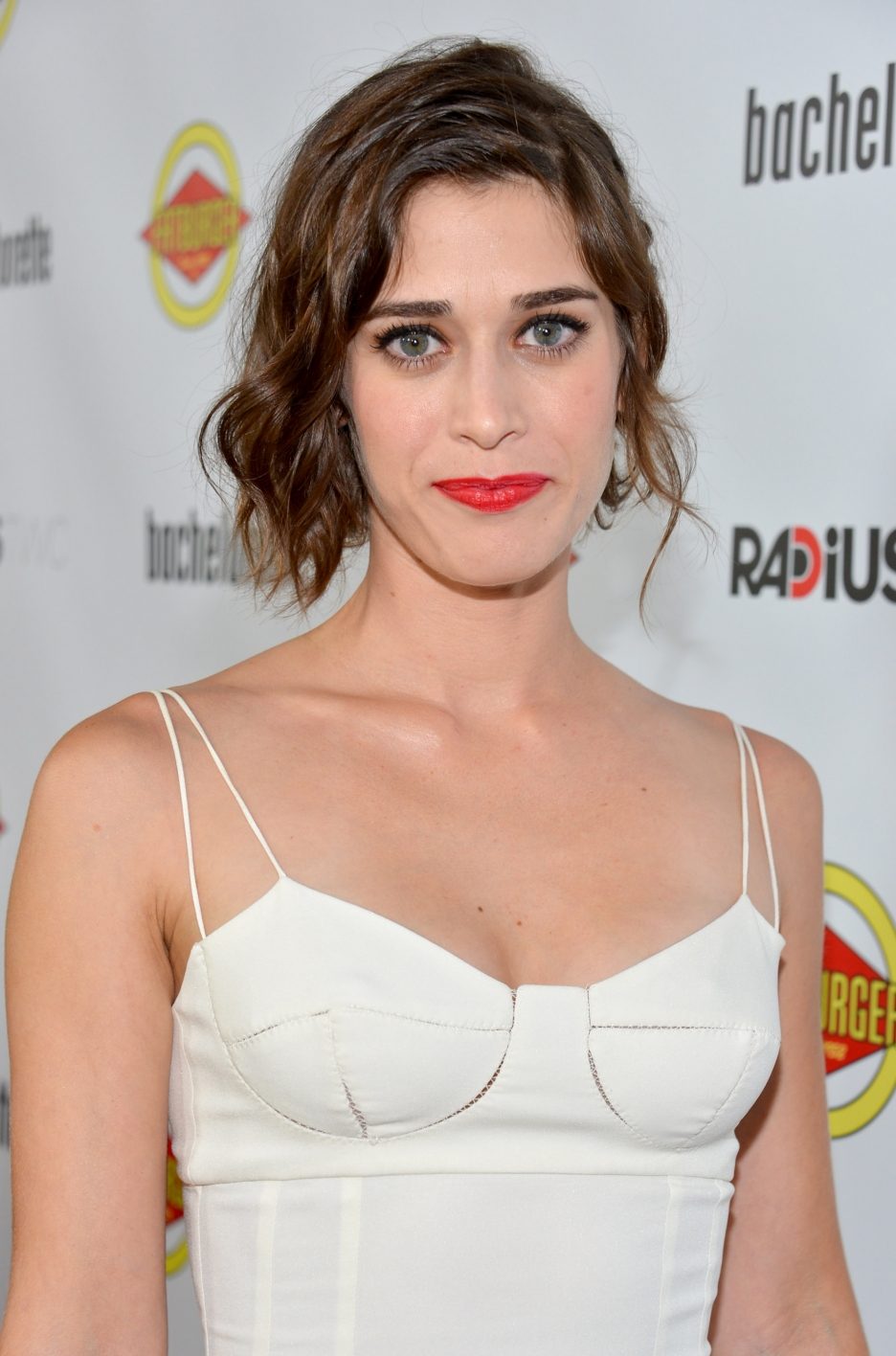 Lizzy Caplan To Co Star Alongside Seth Rogen And James