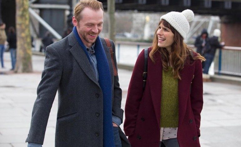 Watch Lake Bell Pretend to Be Simon Pegg’s Blind Date in the ‘Man Up’ Trailer