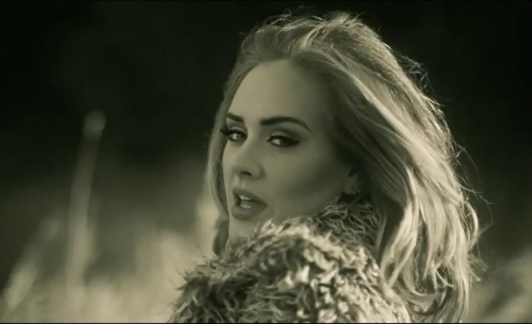 Adele in Talks to Make Feature Debut