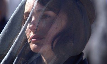 'Jackie' Teaser Trailer: Natalie Portman is Hauntingly Beautiful in Film's First Look