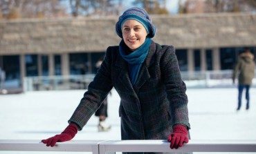 Greta Gerwig's Solo Directorial Debut 'Lady Bird' Gets Award Season Push with A24