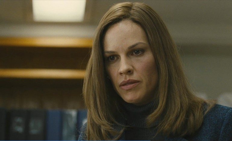 Hilary Swank To Star in Sci-Fi ‘I Am Mother’