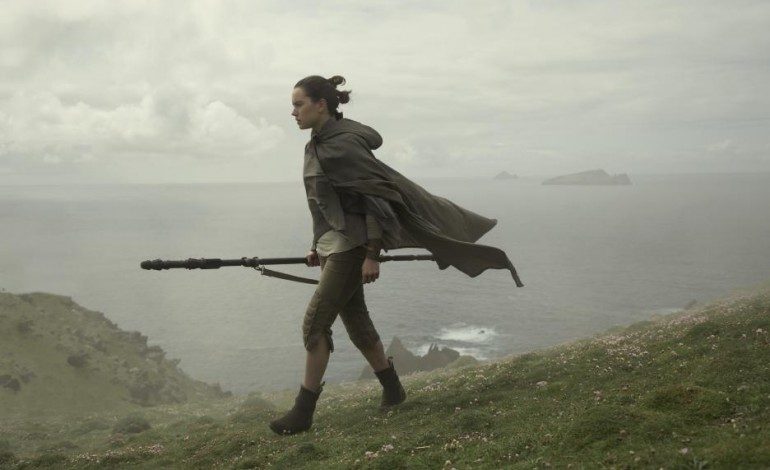 ‘Star Wars: The Last Jedi’ Looks To Stun With $220 Million Opening Weekend