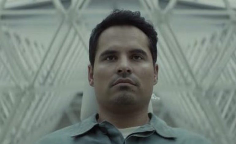Michael Peña Stars in Trailer of Netflix’s Newest Sci-fi Thriller ‘Extinction’