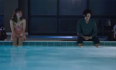 First Trailer for Haley Lu Richardson, Cole Sprouse Romance 'Five Feet Apart'