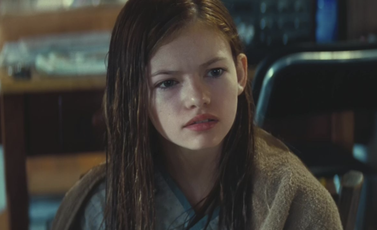 Mackenzie Foy and Kate Winslet Join Cast of ‘Black Beauty’