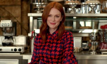 After 15 Years Abstinence Gun Control Advocate Julienne Moore Holds A Firearm Onscreen