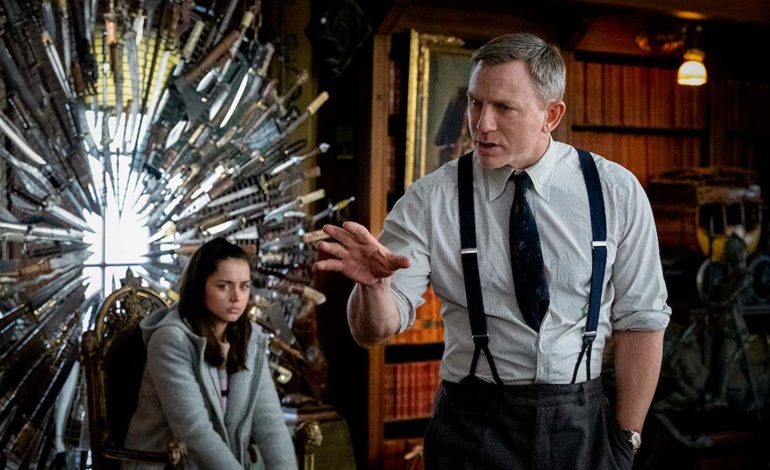 Daniel Craig Will Be Returning For ‘Knives Out 2’