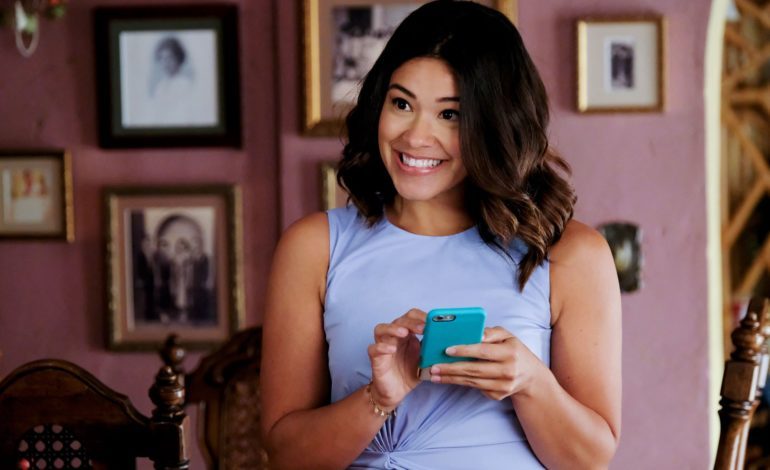 Gina Rodriguez to Star in New Paramount Comedy ‘The Aliens Are Stealing Our Weed’