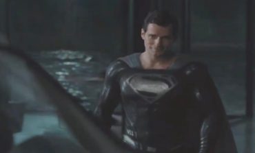 Zack Snyder Reveals Black Suit Superman at Justice Con