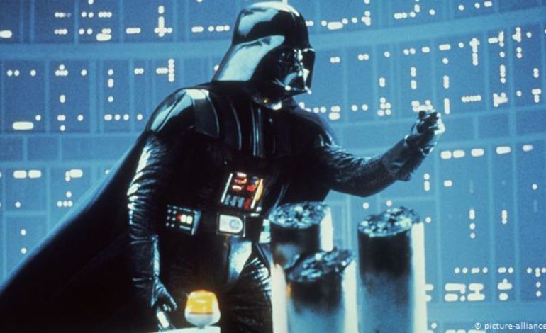 Darth Vader Actor Dave Prowse Dies at 85