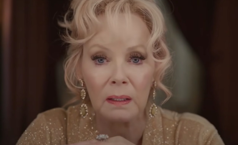 Jean Smart Joins Cast of Damien Chazelle’s ‘Babylon’, with Brad Pitt and Margot Robbie