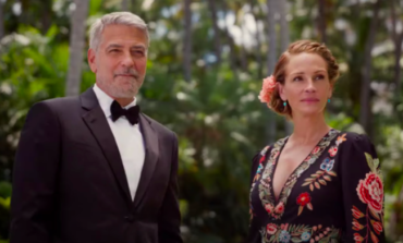 George Clooney and Julia Roberts Reunite in 'Ticket to Paradise' Trailer