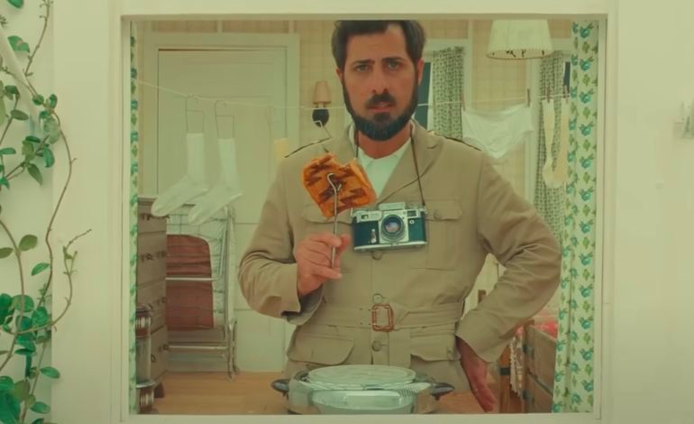 ‘Asteroid City’ Actor Jason Schwartzman Looks Back On 25 Years Working With Wes Anderson