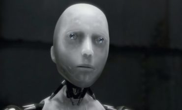 'I, Robot' Director Calls Out Elon Musk For Copying Film Designs