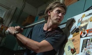 Darren Aronofsky Talks New Movie ‘Caught Stealing’ Which Stars Austin Butler and Zoë Kravitz