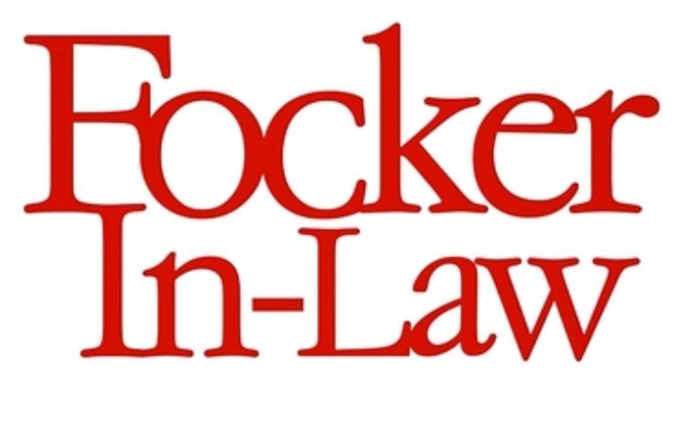 Ariana Grande Wraps On ‘Focker-in-Law’ Set